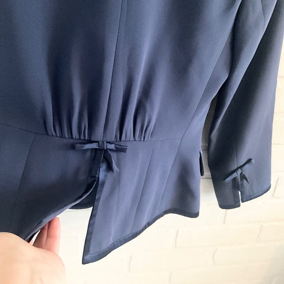 Luisa Spagnoli Women’s Blazer Silk Navy Blue Satin trims Suiting Tailoring Sz M - Picture 12 of 16